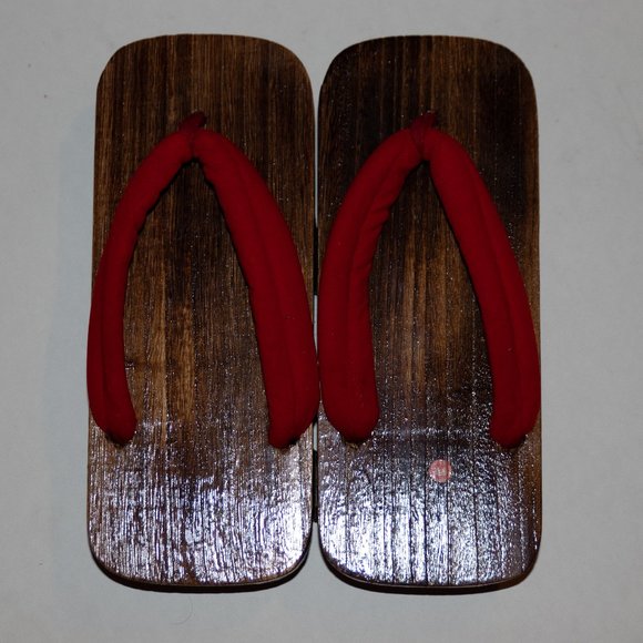GK-O Mens Japanese Traditional Shoes Geta Wooden Clogs Sandals - Picture 1 of 3